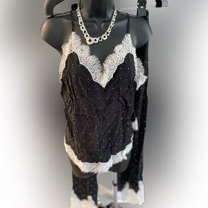 Gorgeous Victoria Secret XL Silky Pajamas PJ Black PD with white Lace Detail